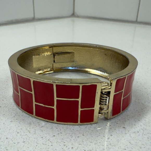 Brick Pattern Clamper Bracelet - Picture 4 of 5